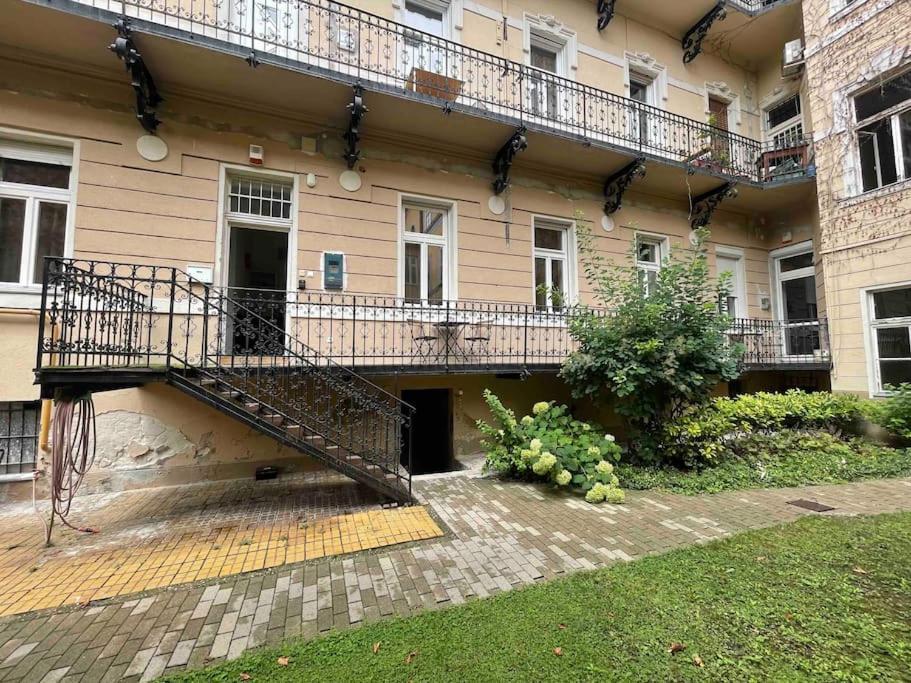 Knezits Spacious Ac Terrace Free Parking Budapesta Exterior foto